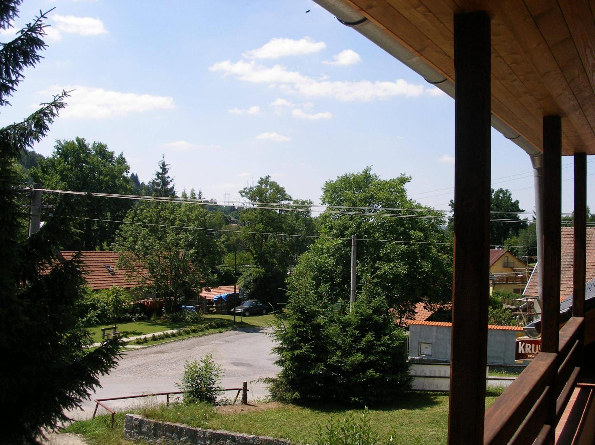U Certa Hotel Čerčany Exterior foto